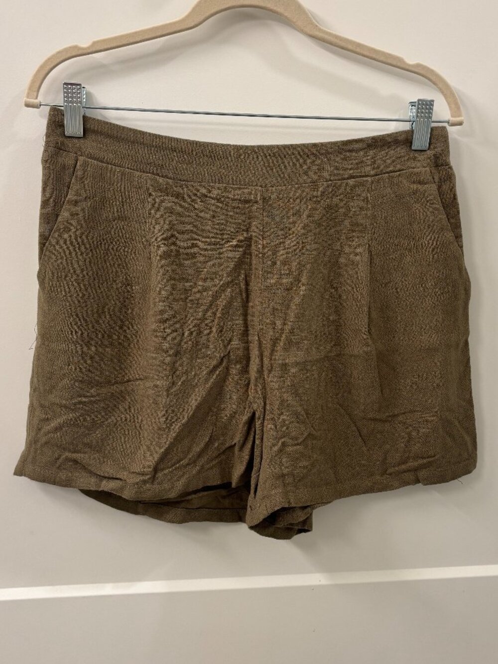 Pink Lily Olive Green Linen Blend High Rise Shorts Size Medium